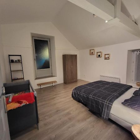 Appartement Proche Des Remparts Langres Eksteriør billede