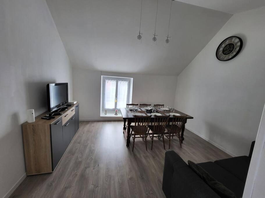 Appartement Proche Des Remparts Langres Eksteriør billede